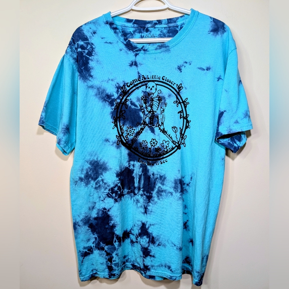 Altru Apparel Skeleton Peace Sign Tie Dye Graphic Tee Size Large